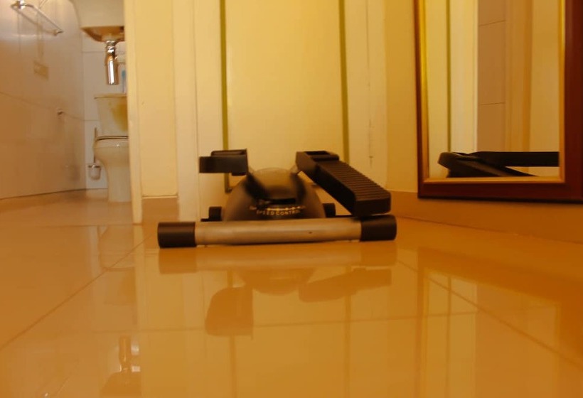 هتل Padandaro Guest House