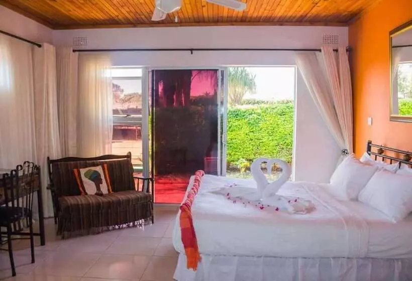 هتل Padandaro Guest House