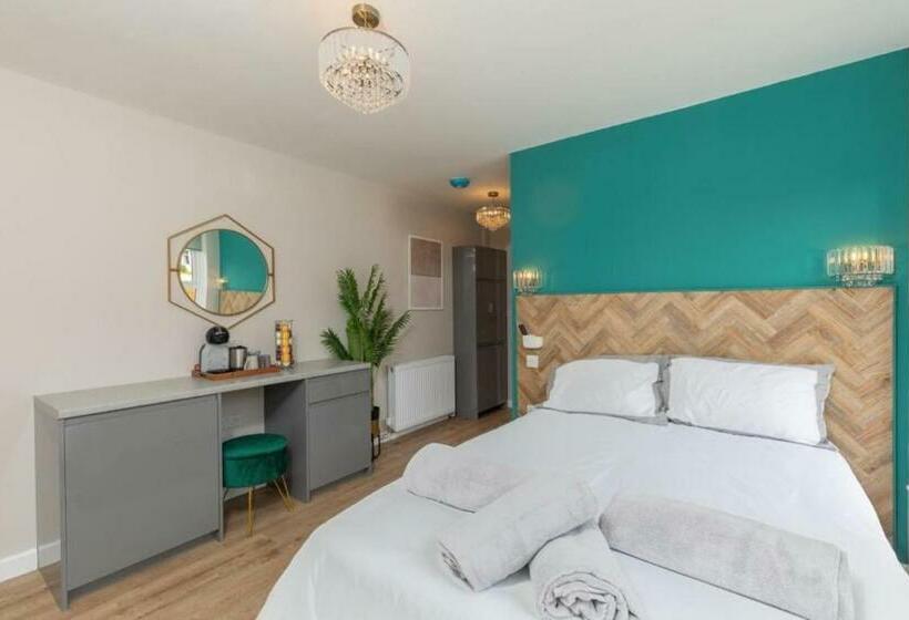 Ocean Studio Apartments