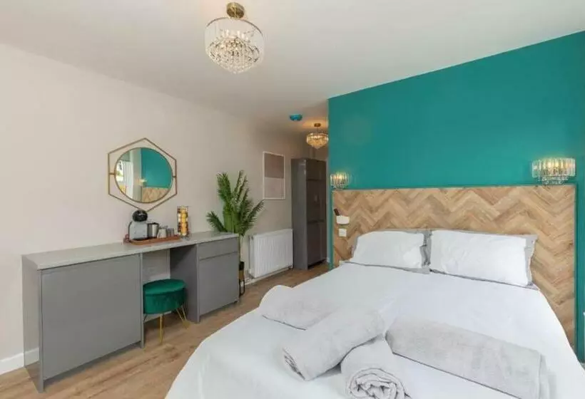 Ocean Studio Apartments