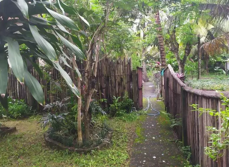 ペンション House Garden Amed