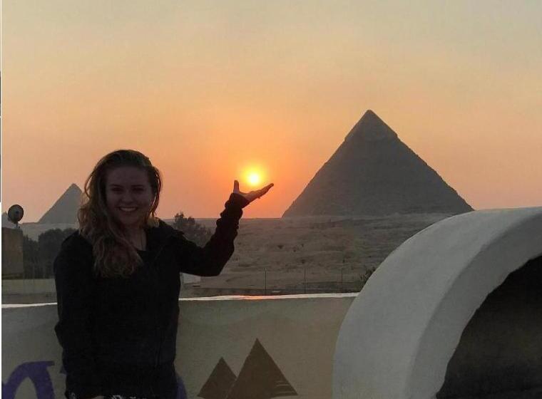 هاستل Anubis Kingdom Pyramids View