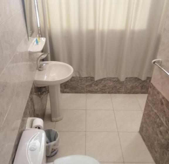 هاستل Anubis Kingdom Pyramids View