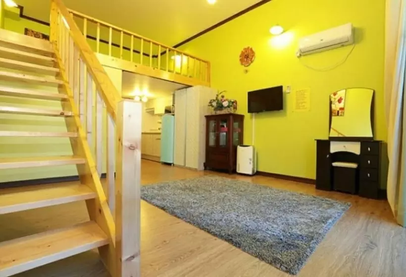هتل Chuncheon Dabol Pension