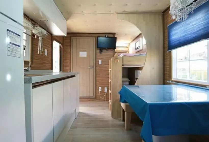 هتل Chuncheon Dabol Pension