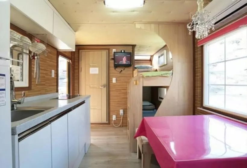 هتل Chuncheon Dabol Pension
