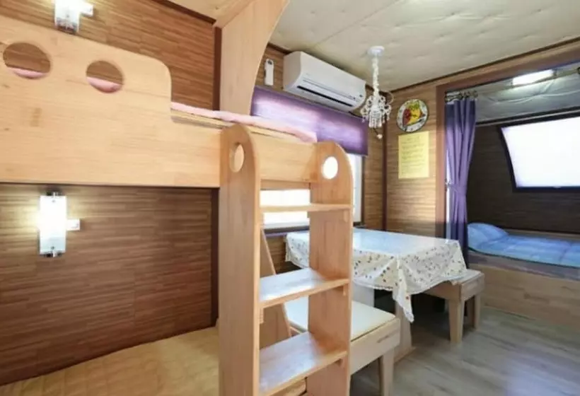 هتل Chuncheon Dabol Pension