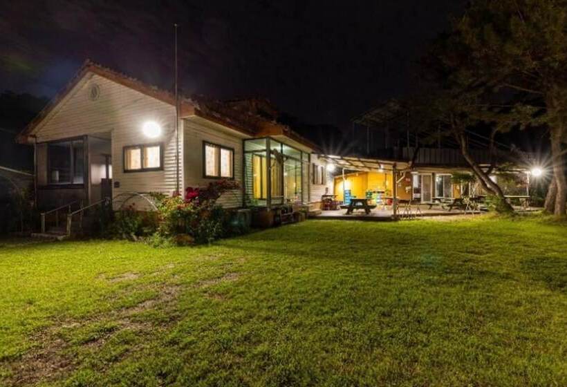 호텔 Nonsan Gyebaek Shuimtoe Camping Pension