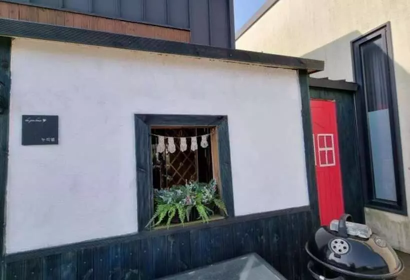 ホテル Seogwipo The Joen House Pension