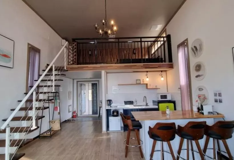 ホテル Seogwipo The Joen House Pension