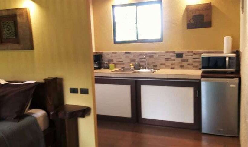 בית מלון כפרי Tropical Suites & Villas