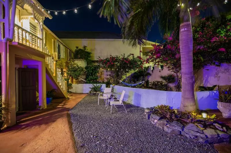 Hotelli Victoria House