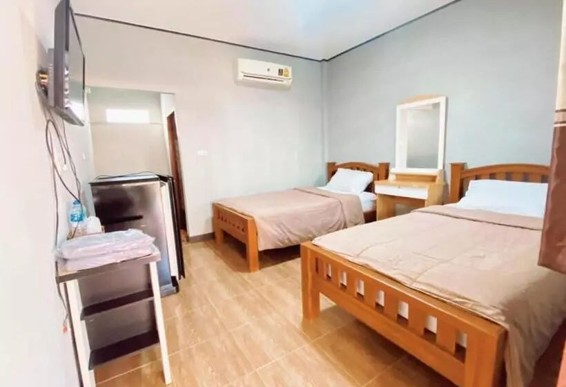 مُتل โรงแรม Mt Homestay