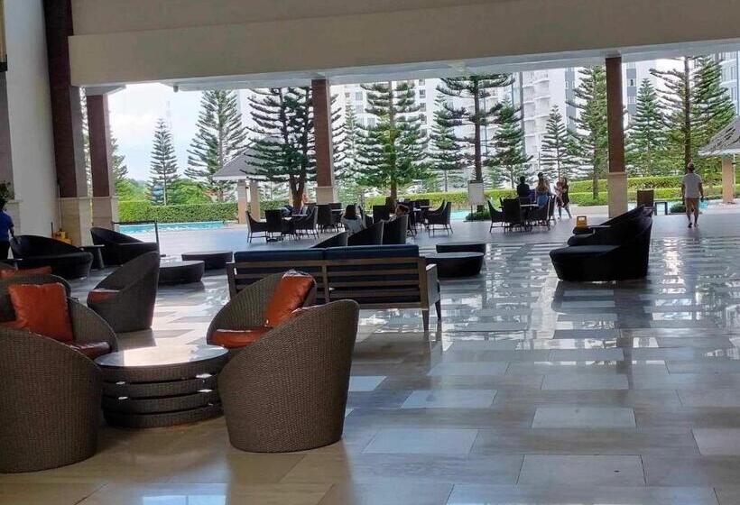 Unit 1005 Tower B Cool Suites At Wind Residences