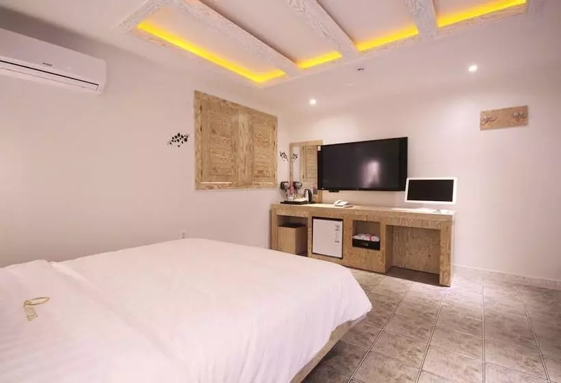 Gimje Q Drive Self Check In Motel