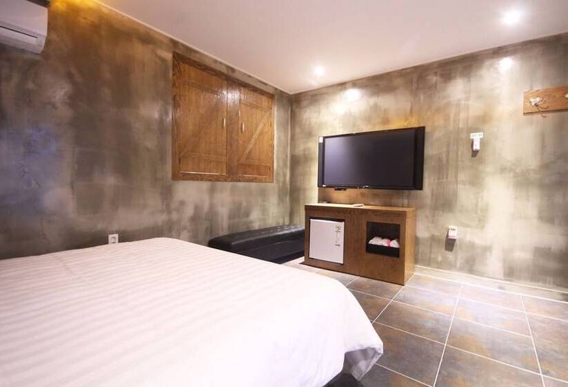 Gimje Q Drive Self Check In Motel