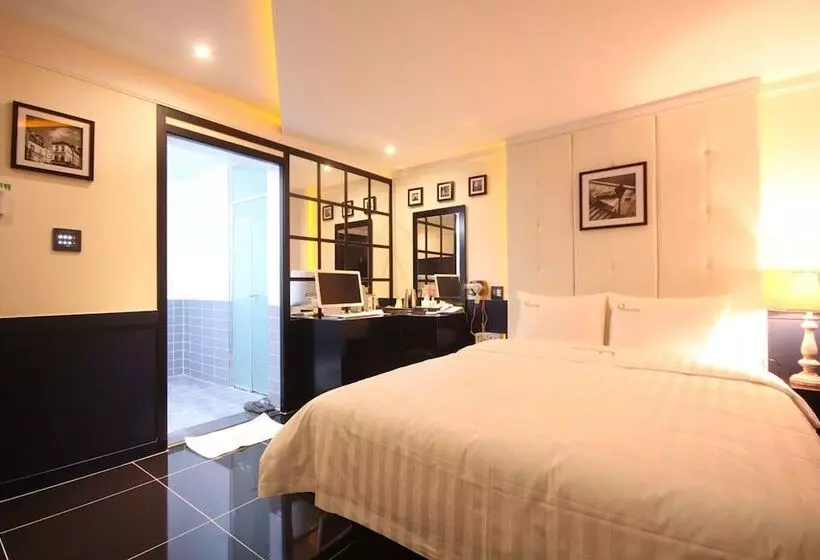 Gimje Q Drive Self Check In Motel