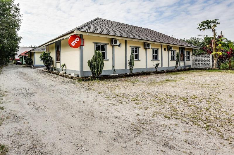 Hotel Ar Raudhah Inn By Oyo Rooms