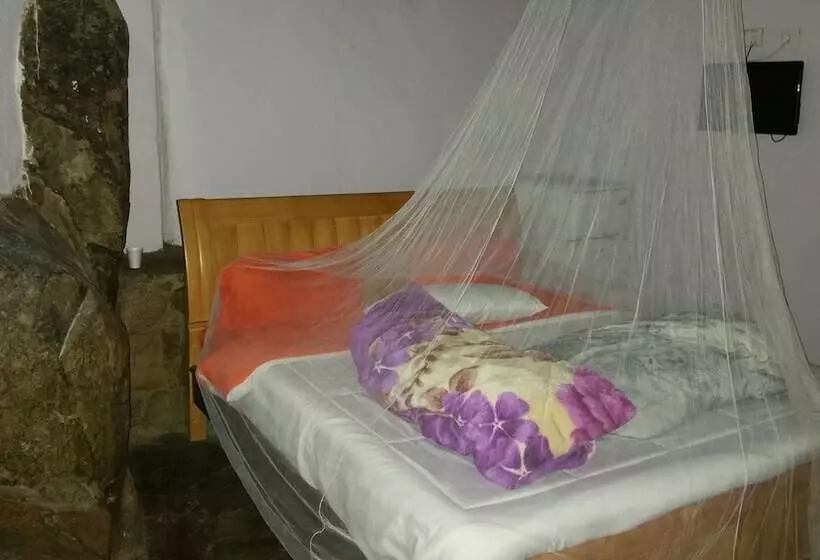هتل Beatrice Lodges And Conference Centre