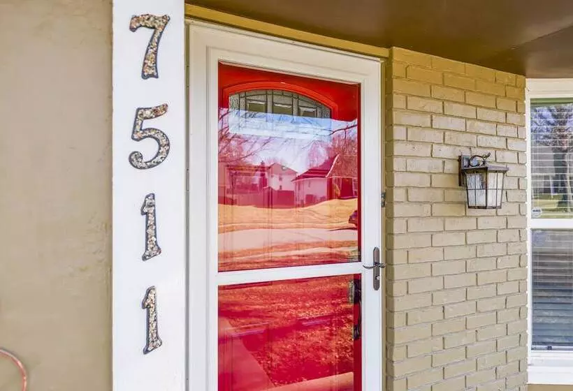 Hotelli Becky & Marvels 420 Stay   Private Room