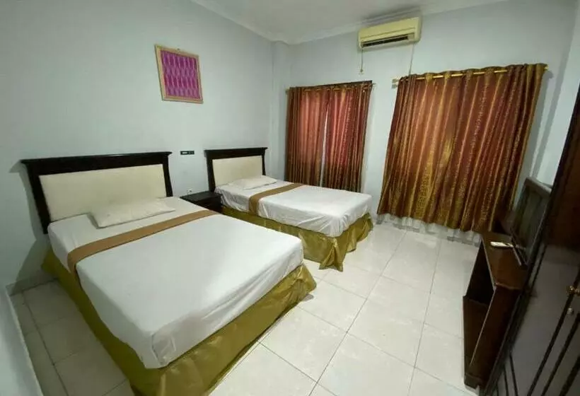 ホテル Magellona Makassar Mitra Reddoorz