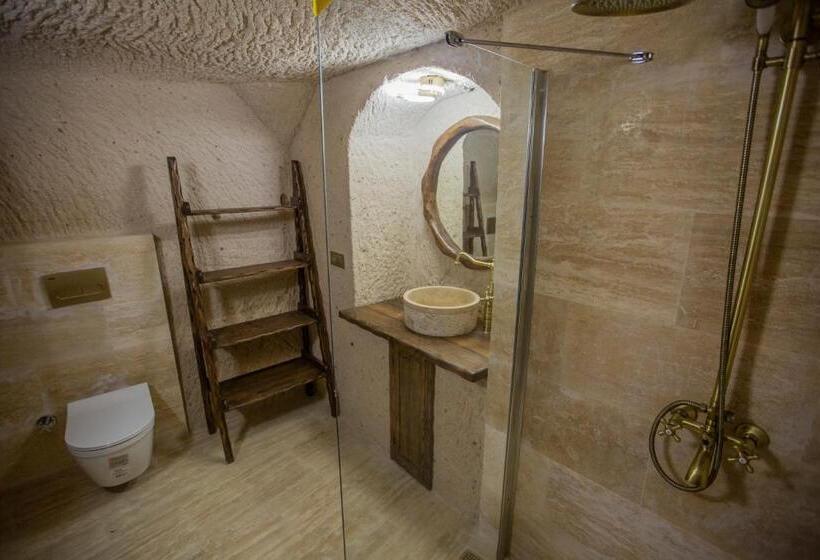 هتل Mak S Cave House