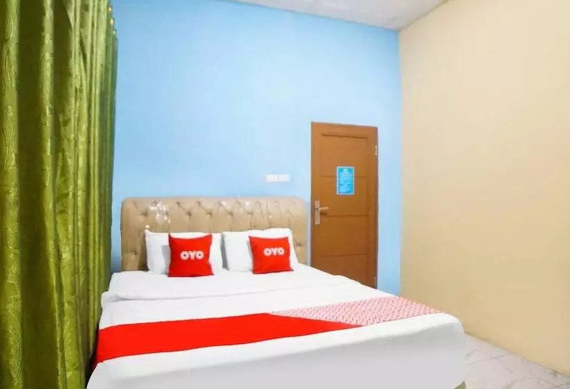 ホテル Sky Residence Mawar Reddoors