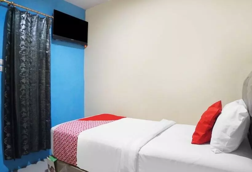ホテル Sky Residence Mawar Reddoors