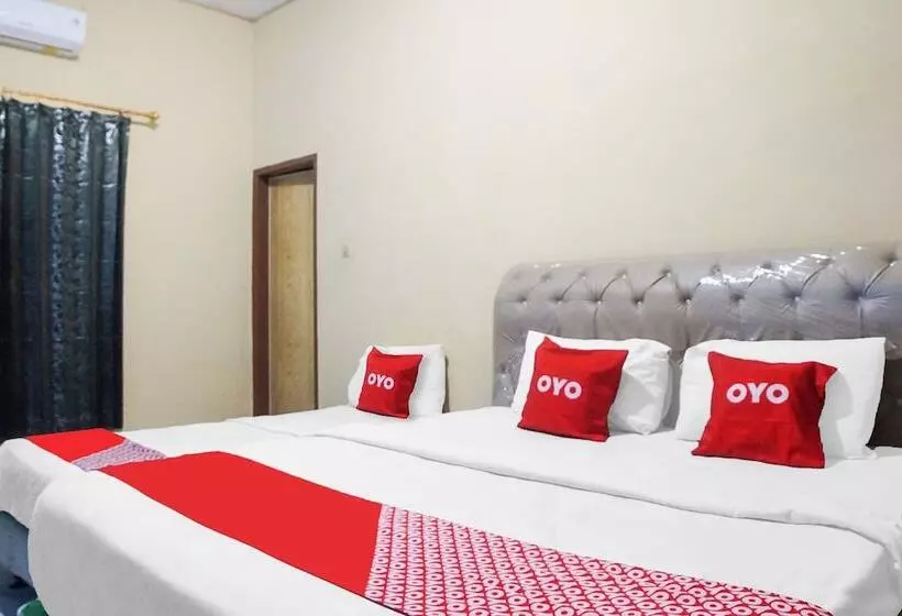 ホテル Sky Residence Mawar Reddoors