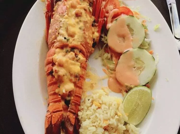 ホテル Y Restaurante La Tortuga Verde