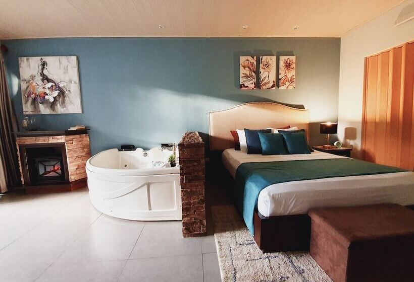 هتل Yellow Tree Suites