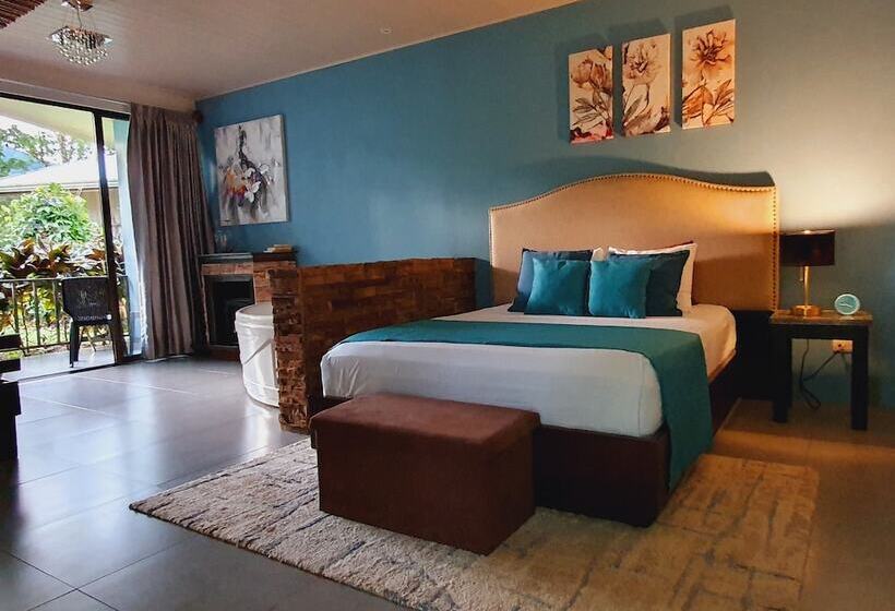 هتل Yellow Tree Suites