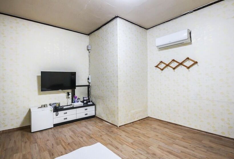 هتل Yeosu Sinseng