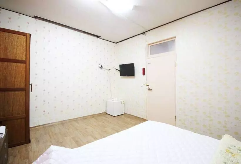 هتل Yeosu Sinseng