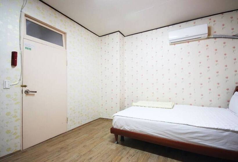 هتل Yeosu Sinseng