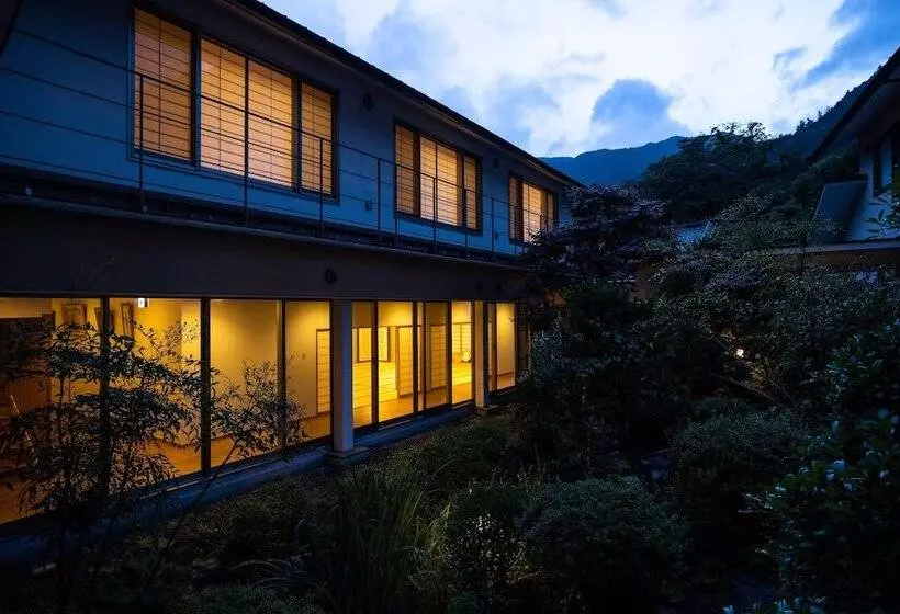 Temple Hotel Takeibo