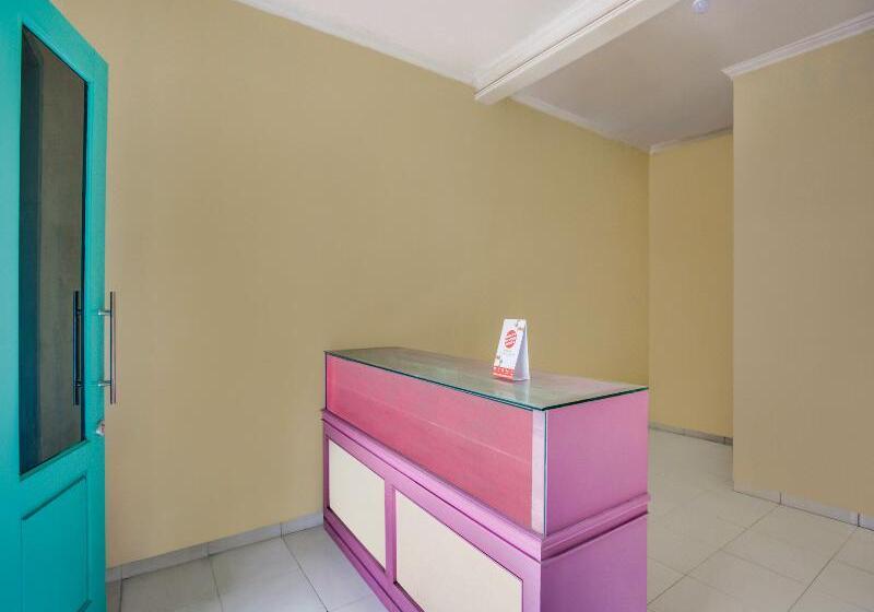 בית מלון כפרי Anjum Residence By Oyo Rooms