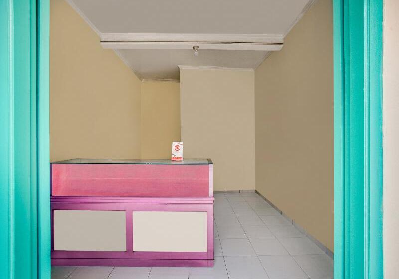 בית מלון כפרי Anjum Residence By Oyo Rooms