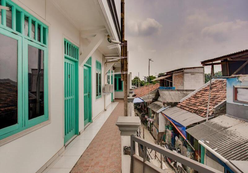 בית מלון כפרי Anjum Residence By Oyo Rooms