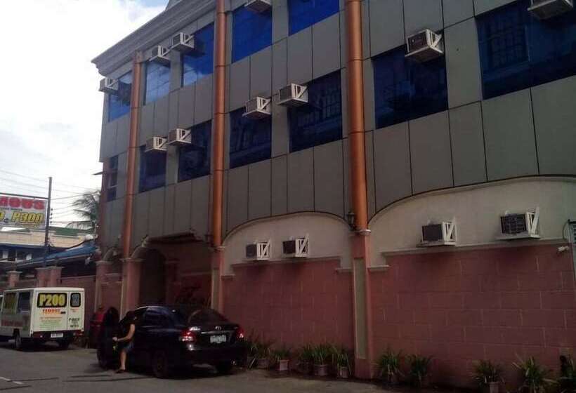 Отель Famous Pension House Ii