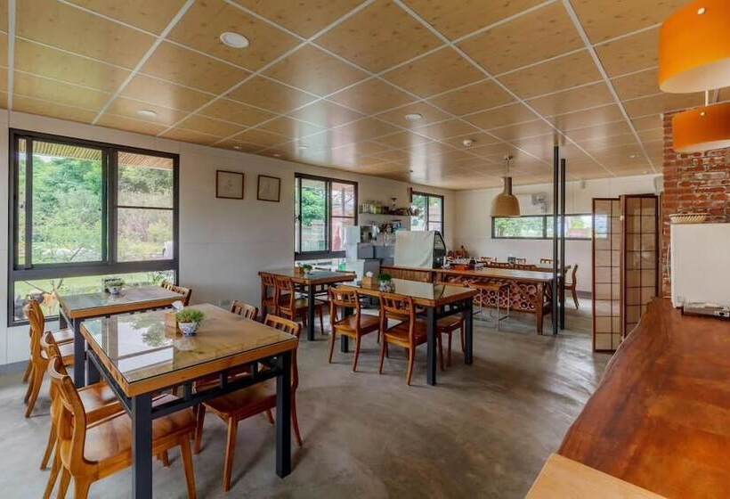 هتل Hou Shan Ren Jia B&b Hall A