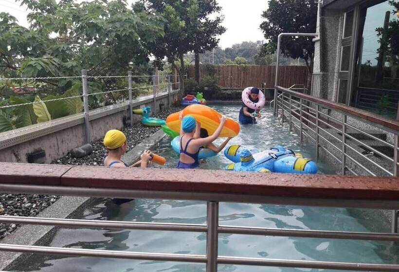 هتل Hou Shan Ren Jia B&b Hall A