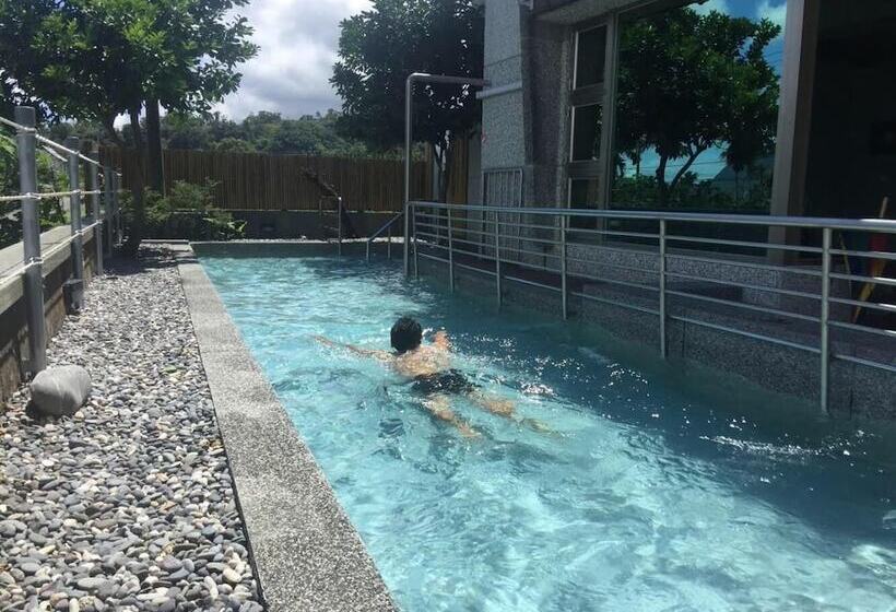 هتل Hou Shan Ren Jia B&b Hall A