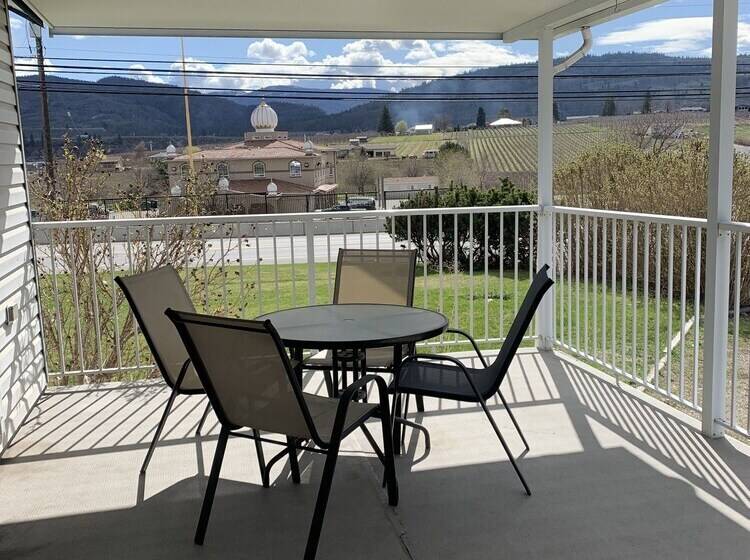 בית מלון כפרי The Orchard At Oliver