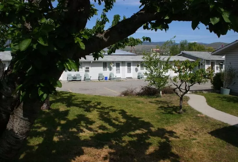 ホテル The Orchard At Oliver