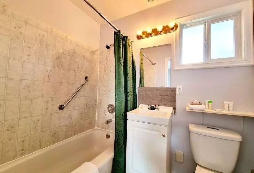 ホテル The Orchard At Oliver