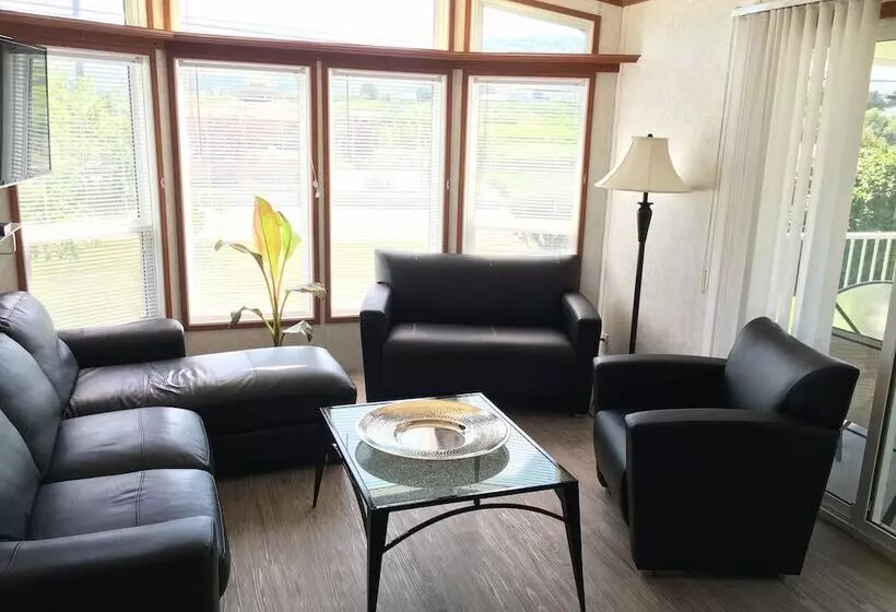 ホテル The Orchard At Oliver