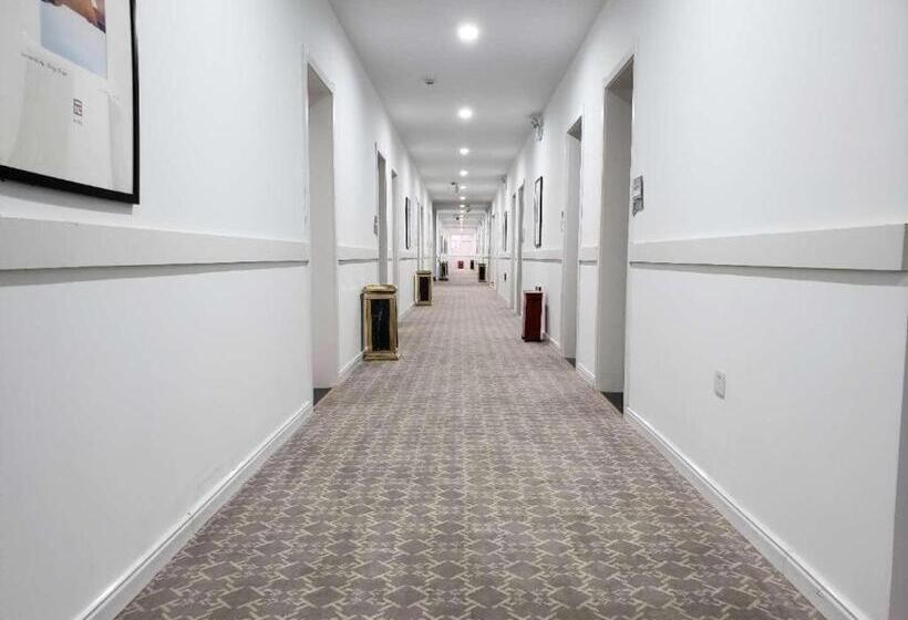 Pai Hotels·handan Lianfang Road Bus Station