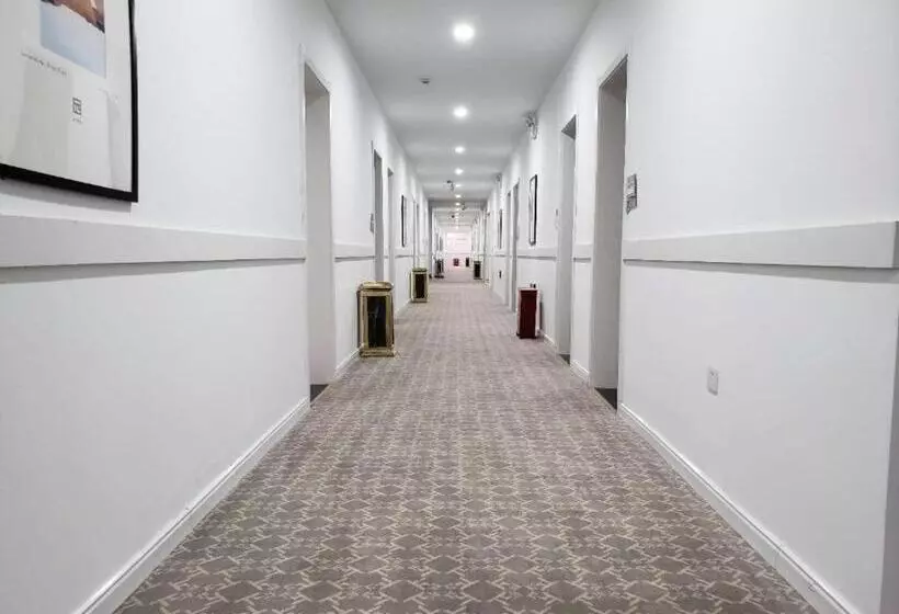 Pai Hotels·handan Lianfang Road Bus Station