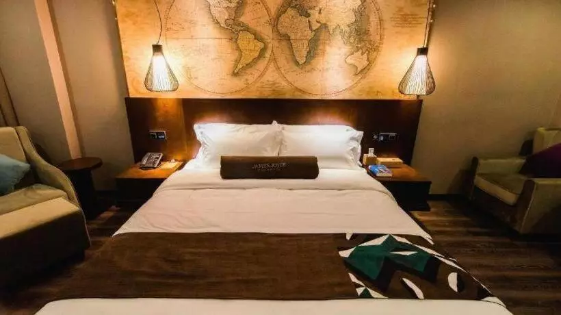 ホテル James Joyce Coffetel Jilin Railway Station Fortune Plaza